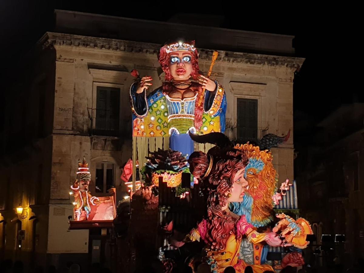 Palazzo Geremia - Le Dimore Dell'Antiquario Apartment อาชิเรอาเล ภายนอก รูปภาพ