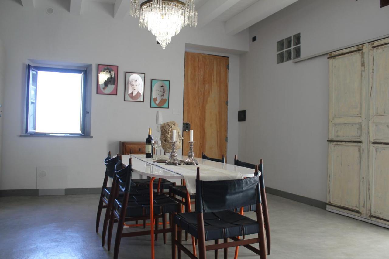 Palazzo Geremia - Le Dimore Dell'Antiquario Apartment อาชิเรอาเล ภายนอก รูปภาพ